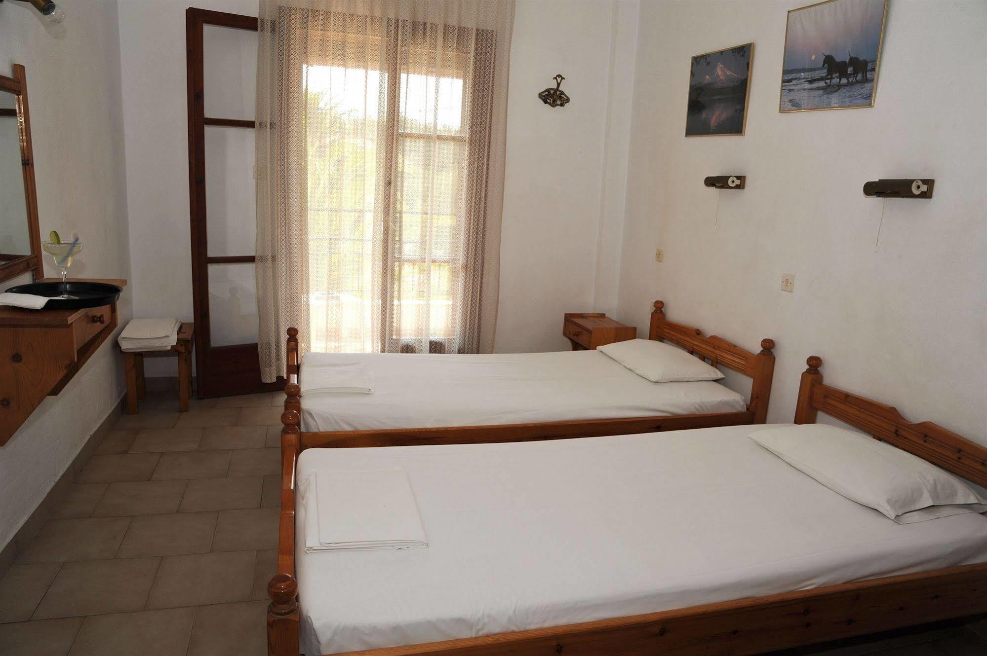 Captains Studios & Apartments Кавос Экстерьер фото